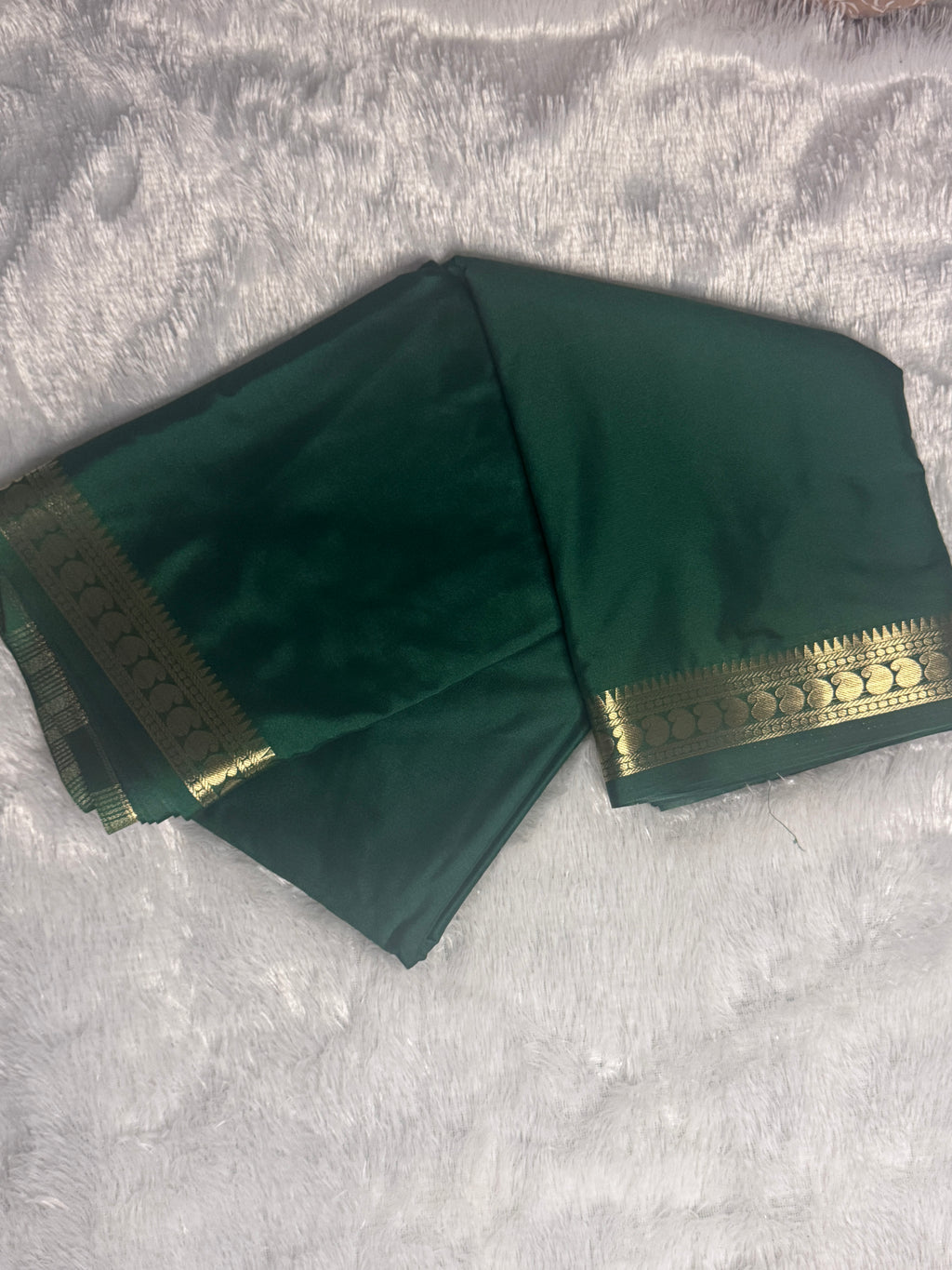 Mysore Silk Saree with Gold Zari Coin Border & Zari Stripe Pallu