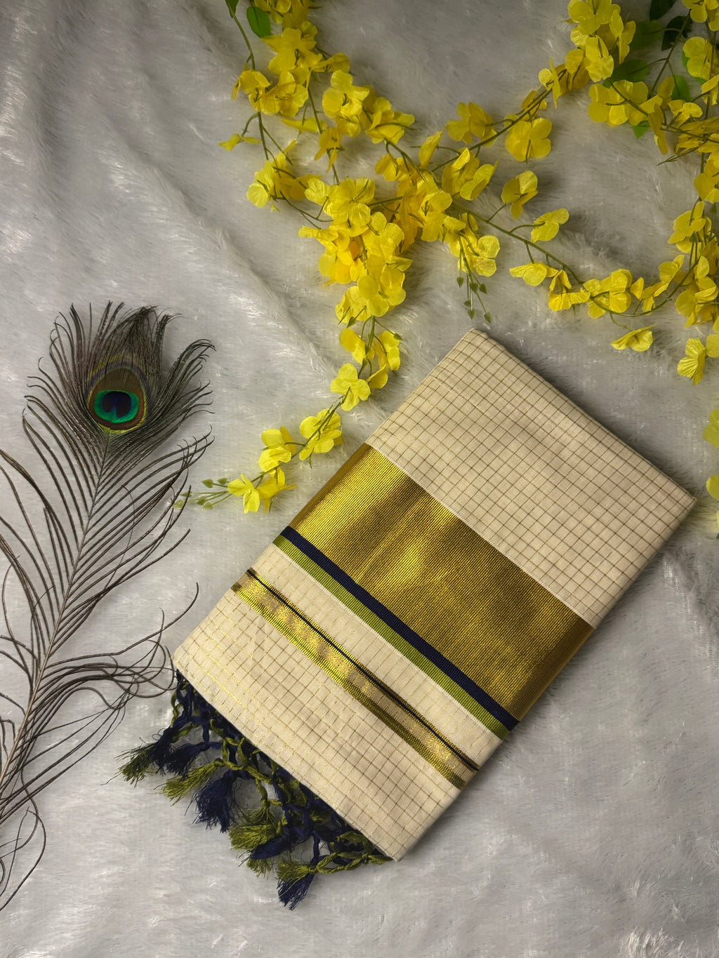 Kasavu Saree