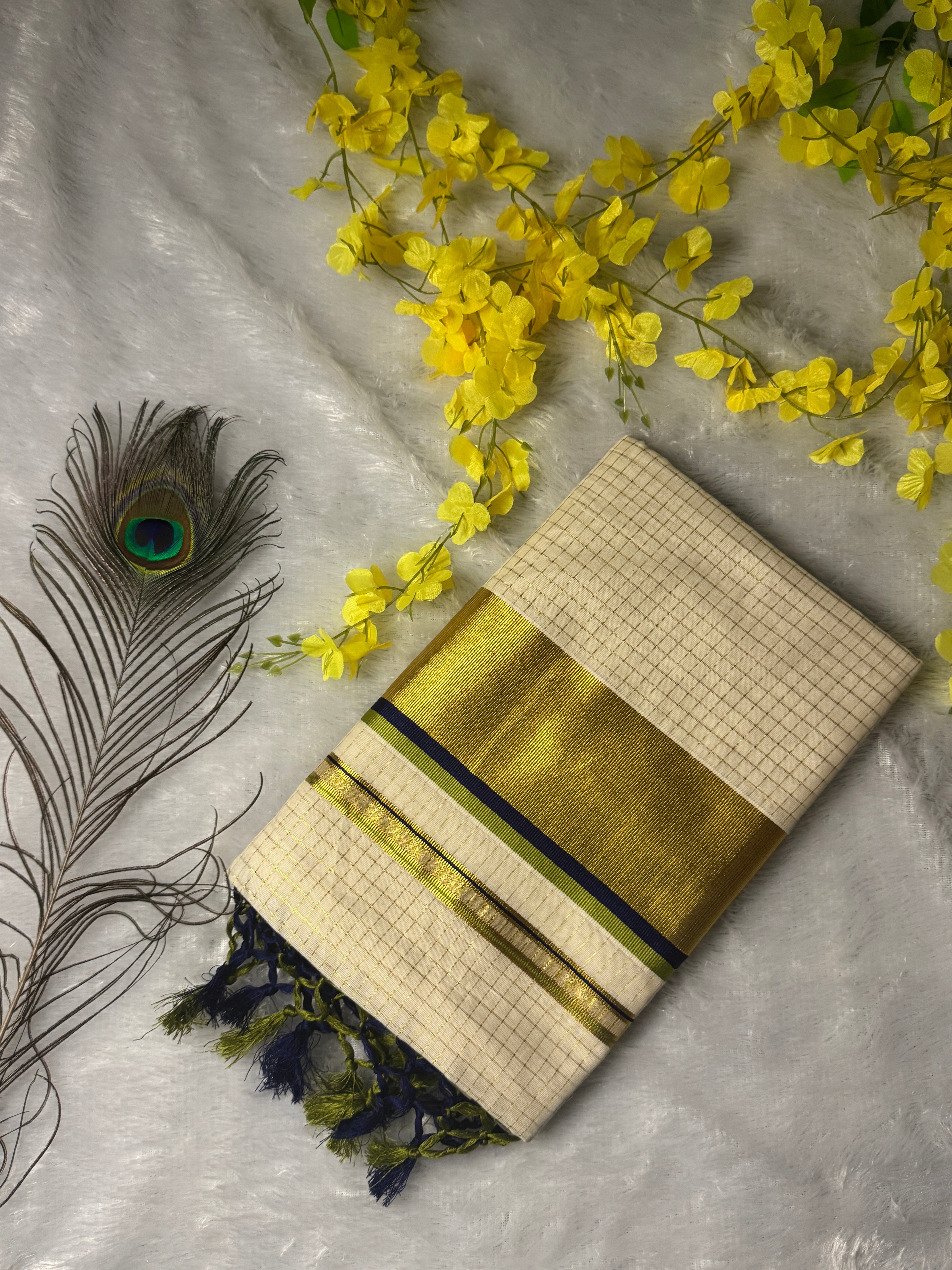 Kasavu Saree
