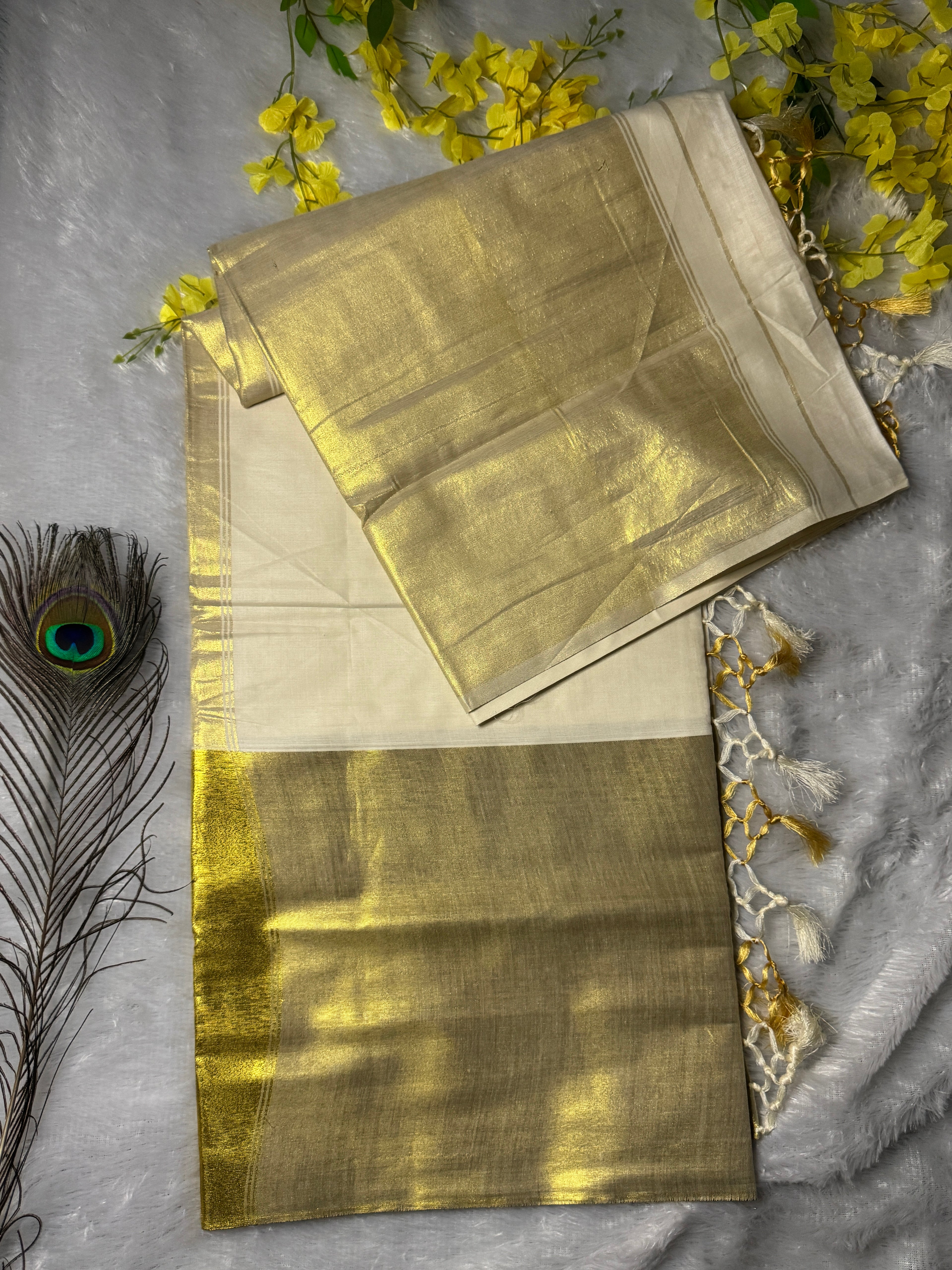 Kasavu Saree
