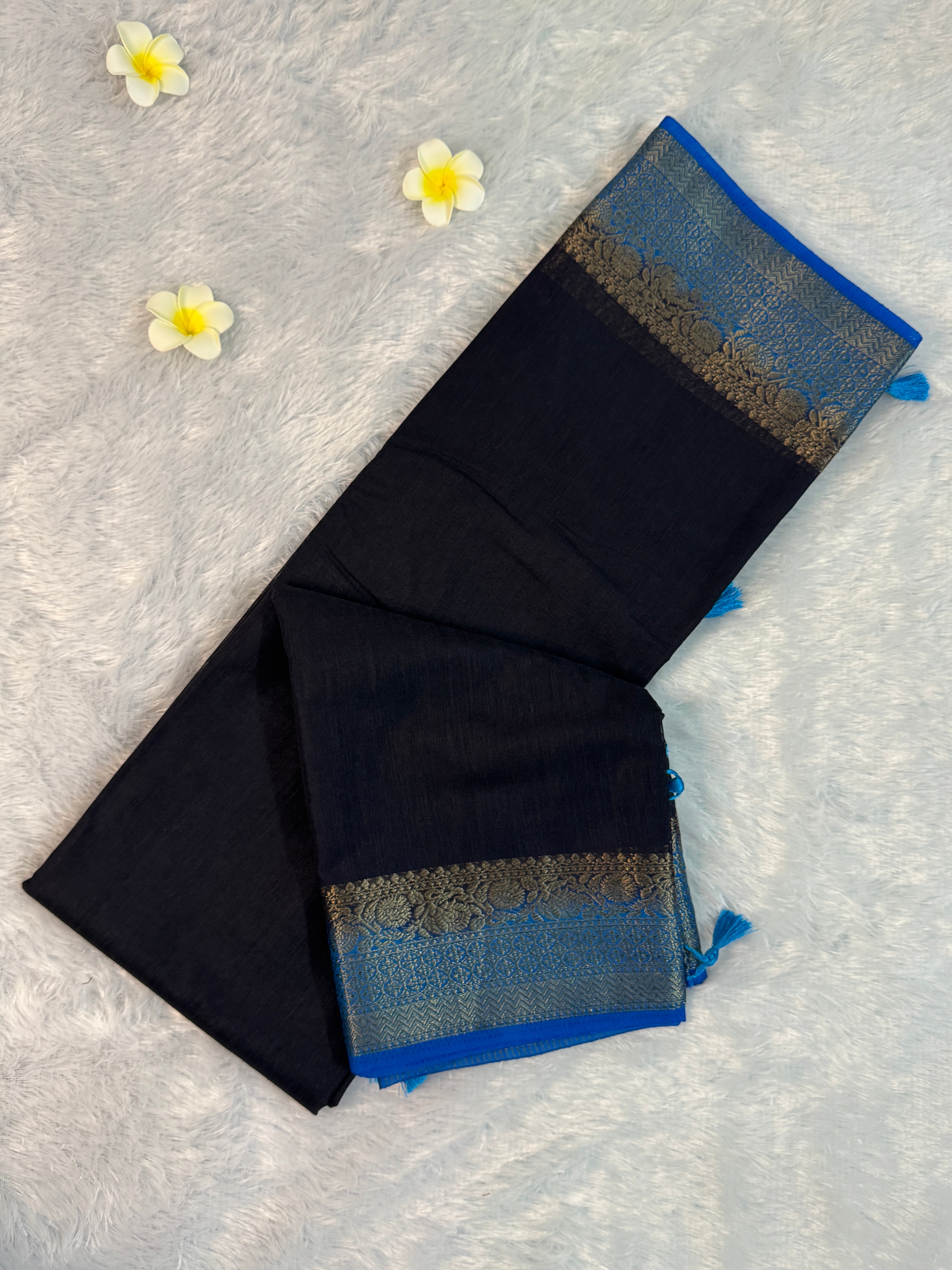 Semi Linen Saree