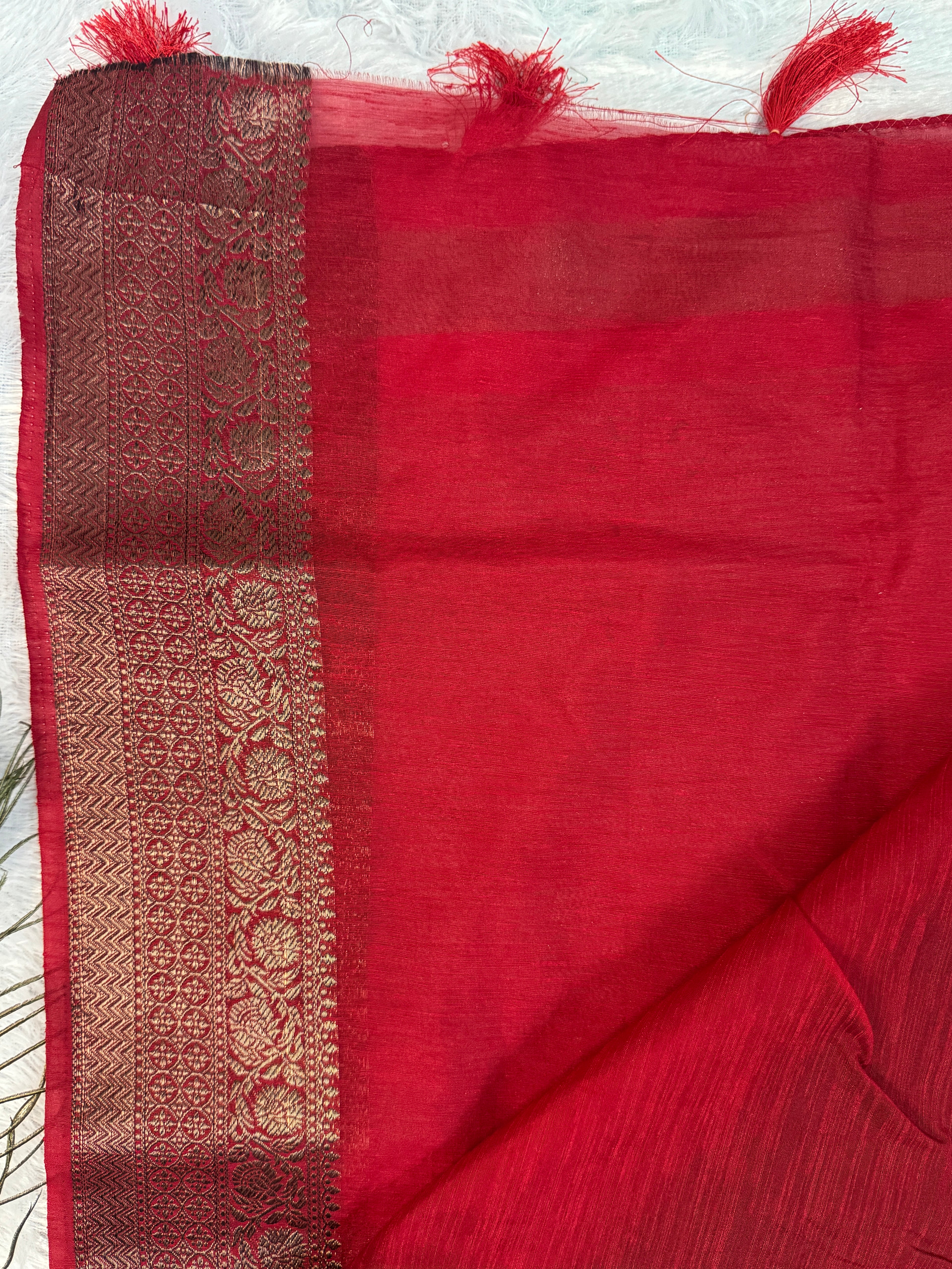 Semi Linen
