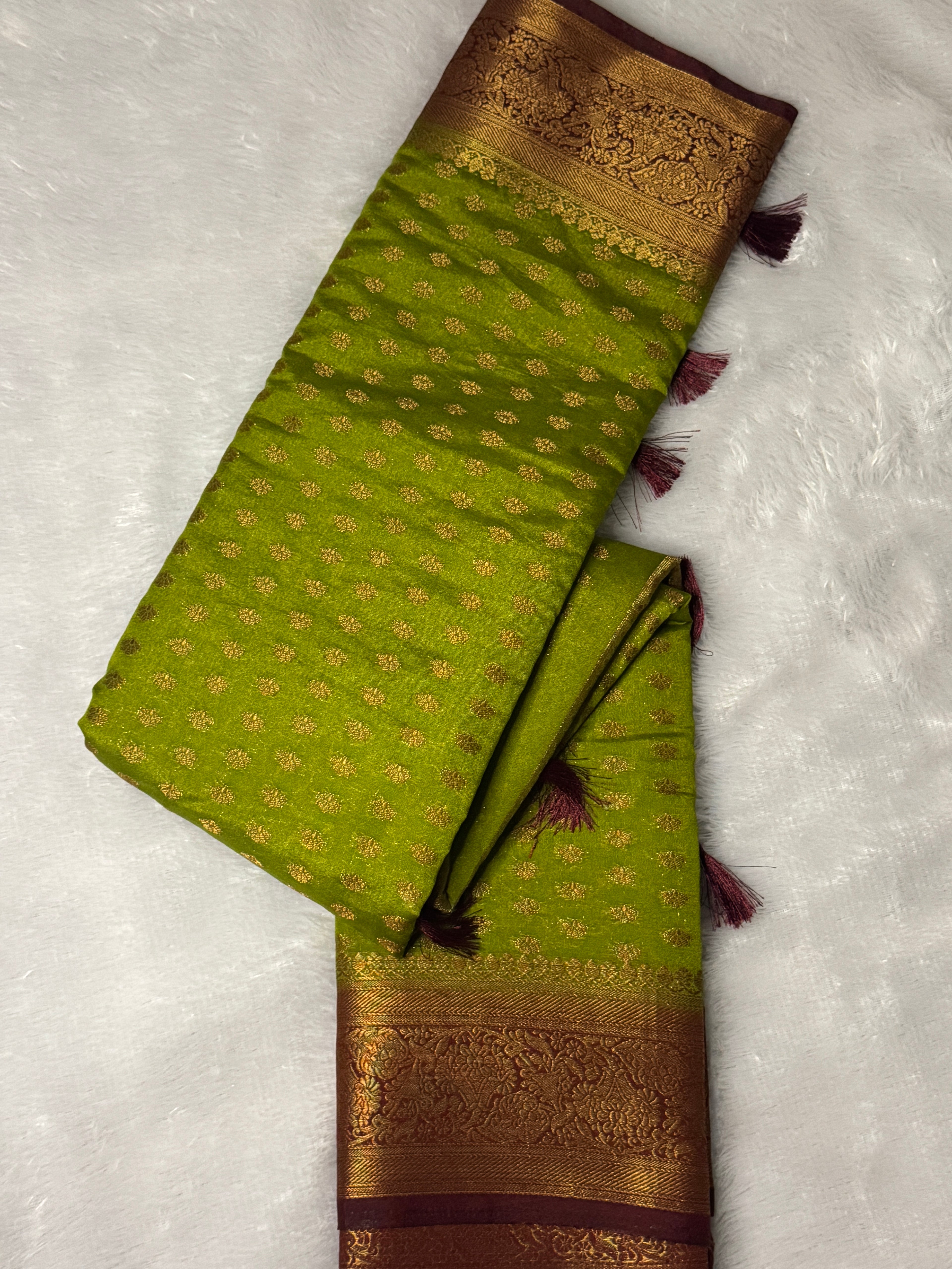 Semi Banarasi Saree