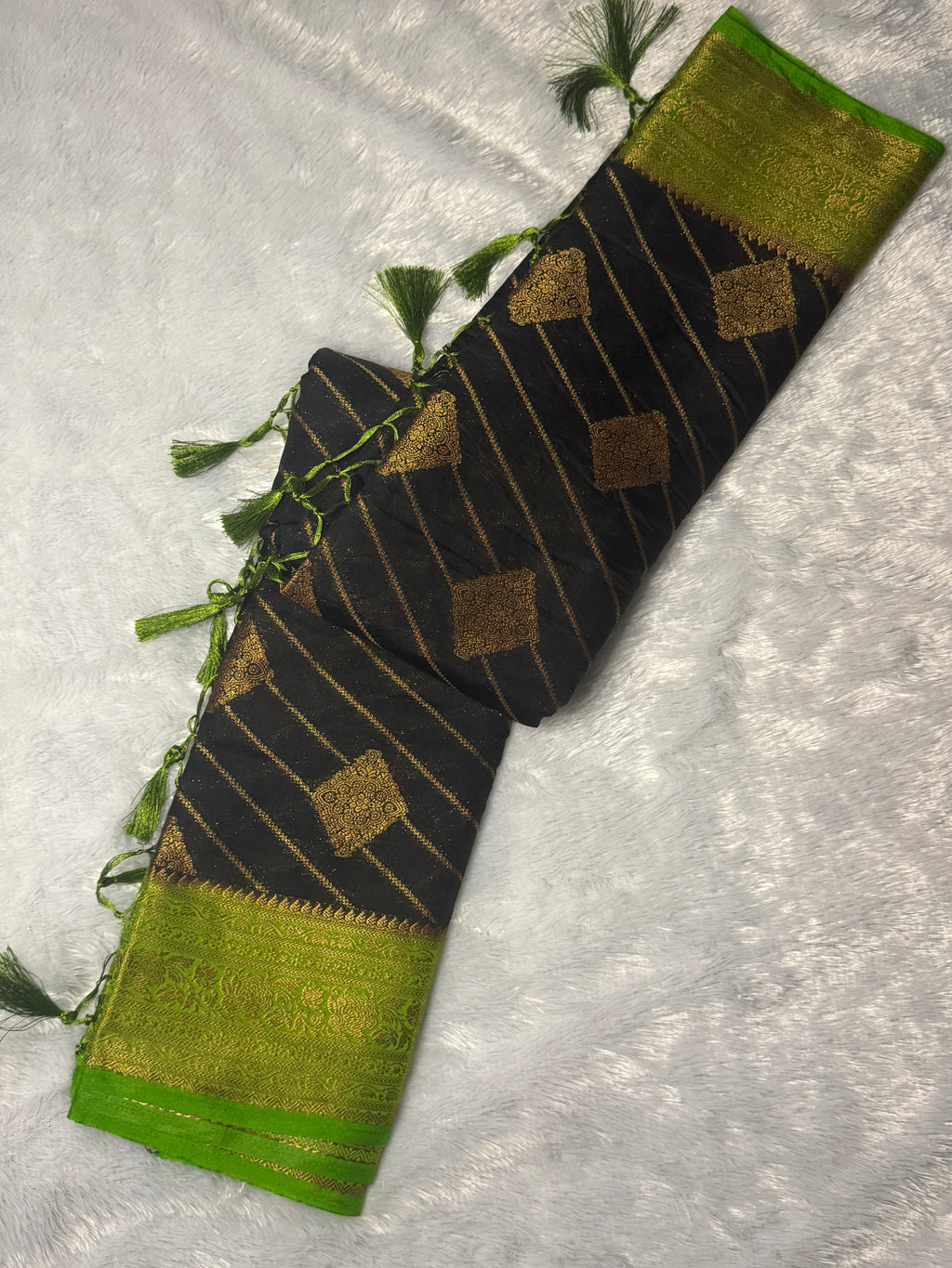Semi Banarasi Saree
