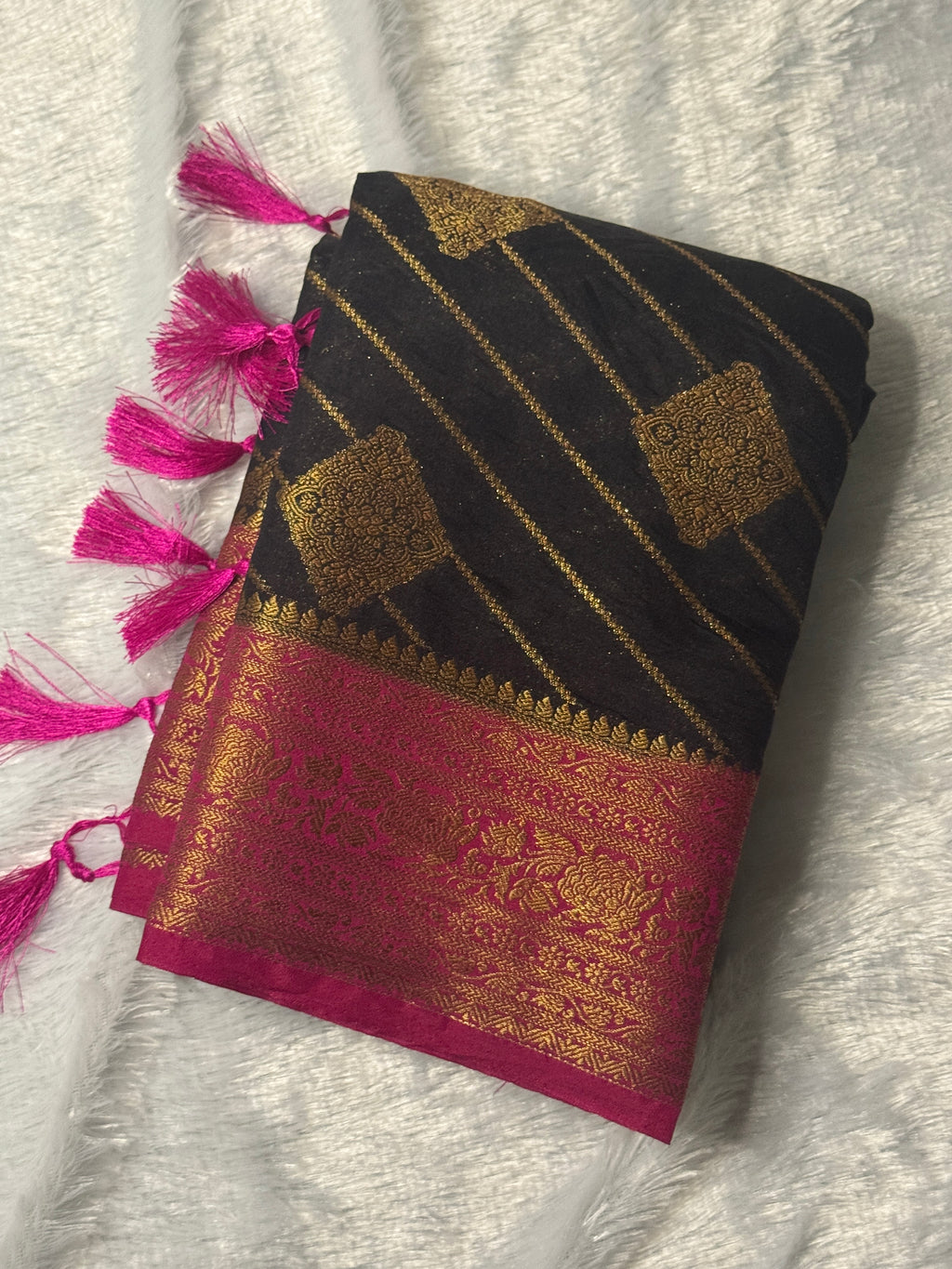 Semi Banarasi Saree